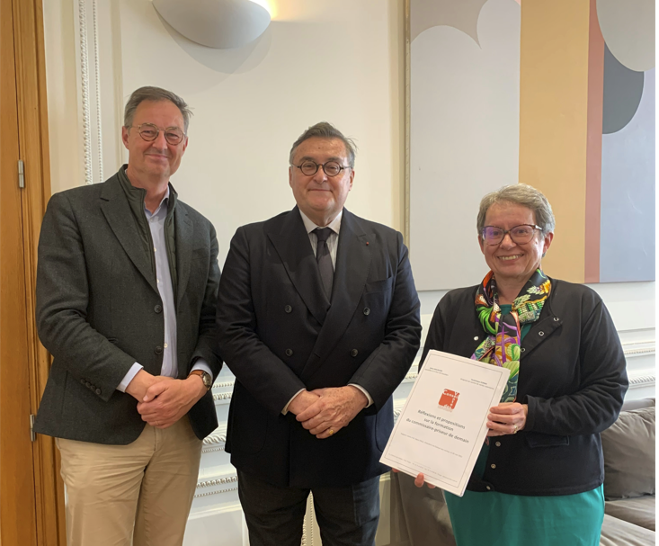 Remise du rapport